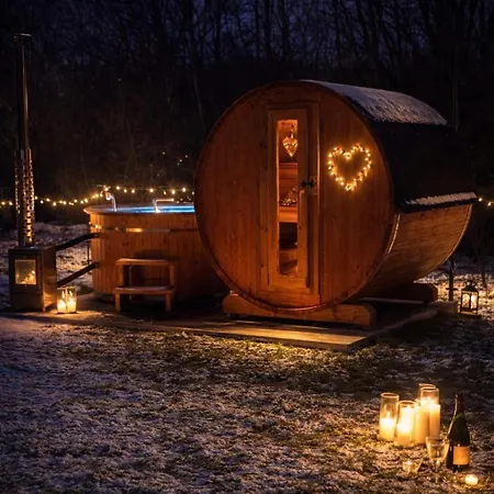 Pod Lopieniem Z Sauna I Balia